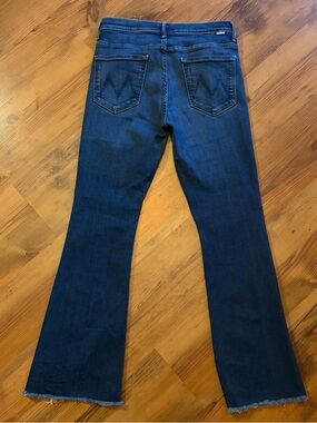 Mother Weekender Fray Dark Wash Stretch Flare Denim “Home Movies” Wash 30